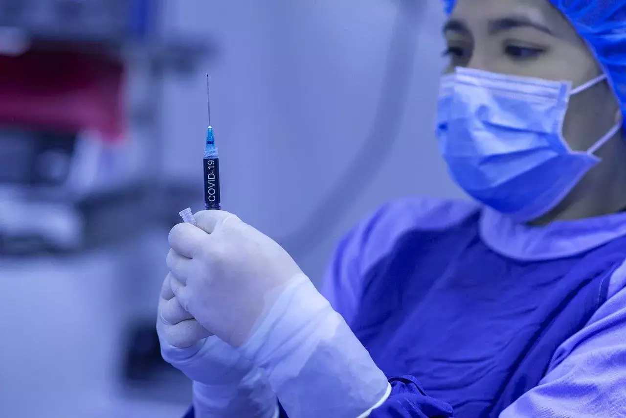 COVID19 vaccine, miscalculation, population vaccinated COVID19 vaccine, miscalculation, population vaccinated