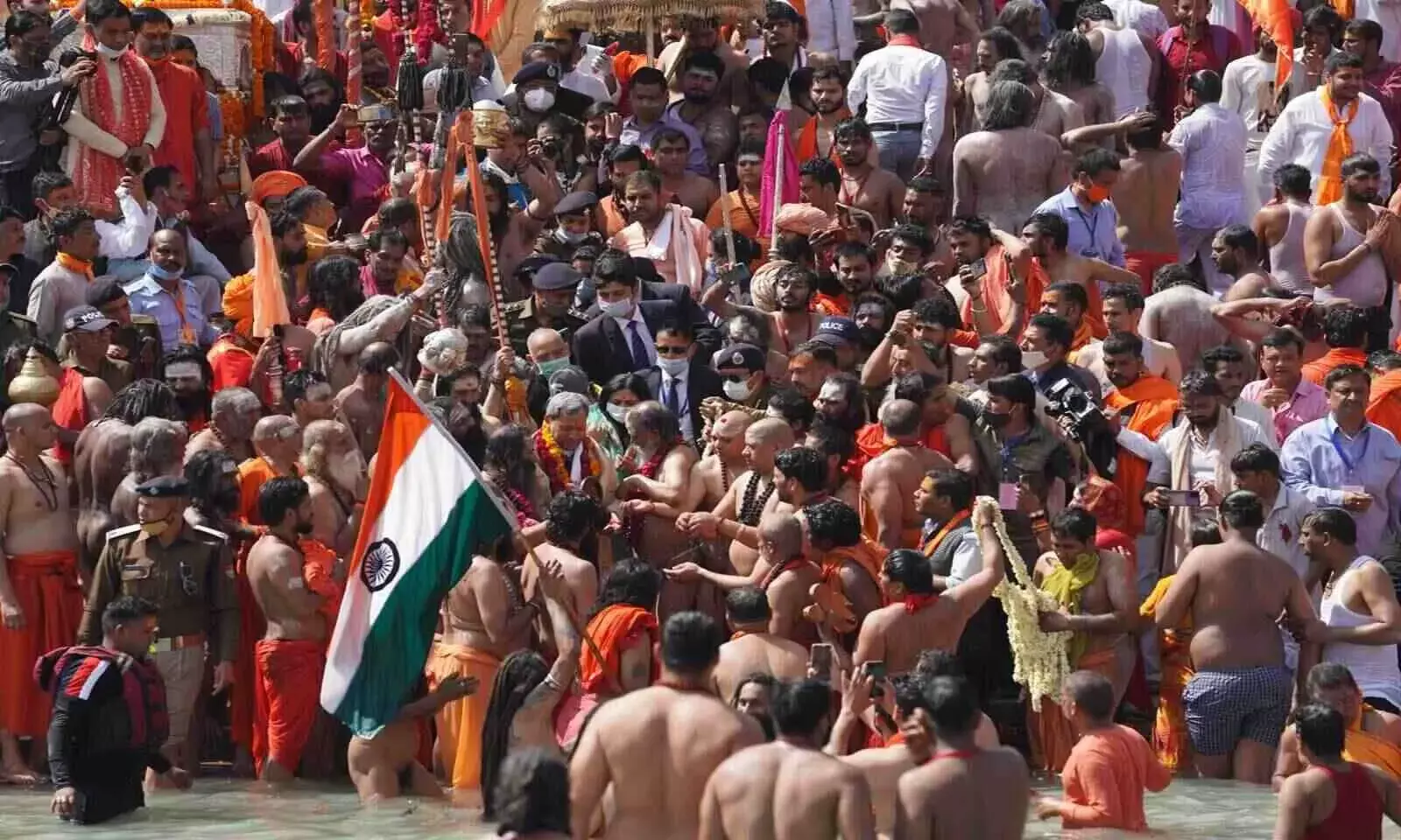 Data Proves Uttarakhand Top Cops Wrong, Kumbh Was a Super Spreader Data Proves Uttarakhand Top Cops Wrong, Kumbh Was a Super Spreader