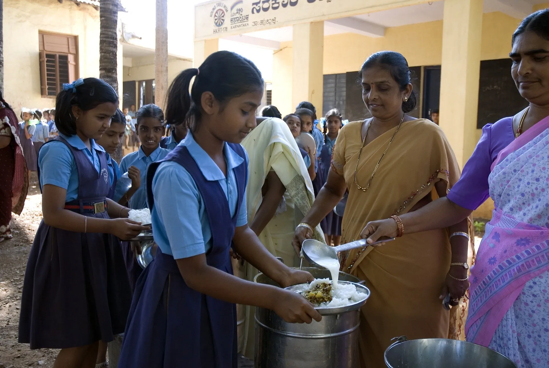 PM Poshan: Does It Offer Any Extra Servings Than Mid-Day Meal Scheme? PM Poshan: Does It Offer Any Extra Servings Than Mid-Day Meal Scheme?