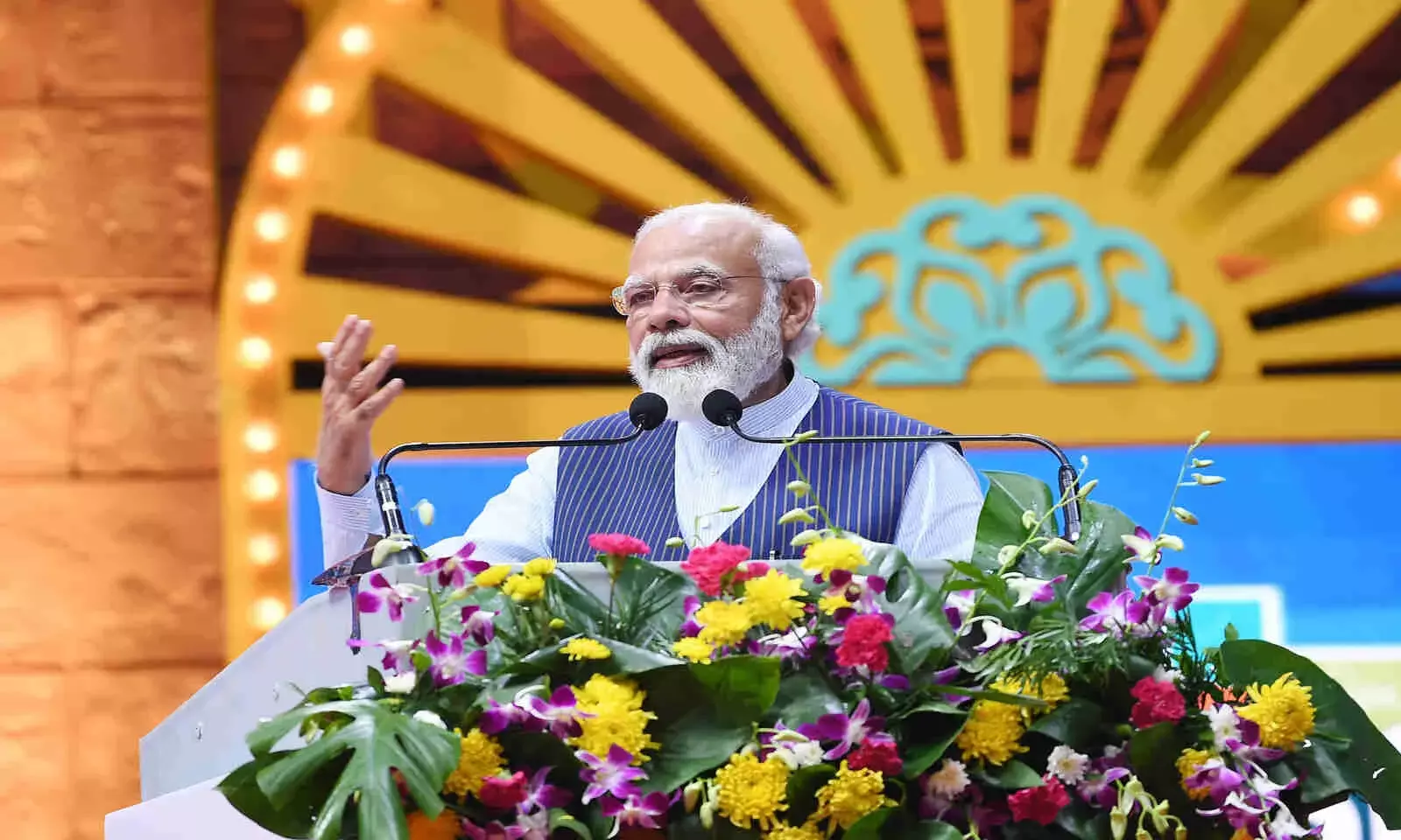 Modi Claims Portuguese Colonised Goa During Mughal Rule in India, But Records Show Otherwise Modi Claims Portuguese Colonised Goa During Mughal Rule in India, But Records Show Otherwise